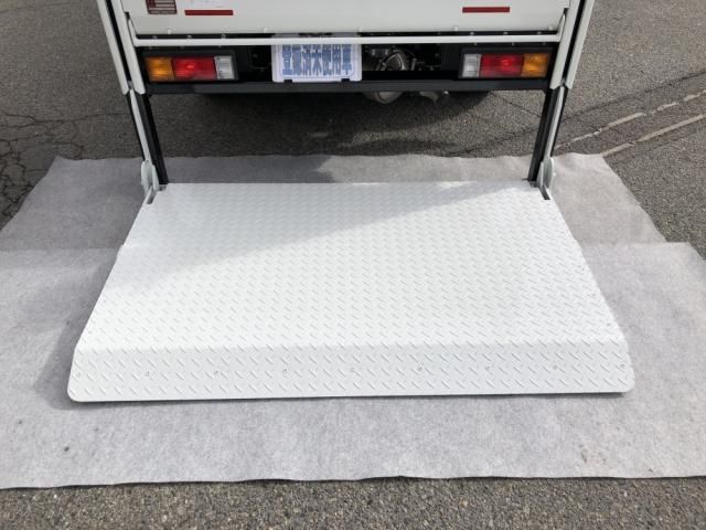 MITSUBISHI CANTER 2025 Image 31