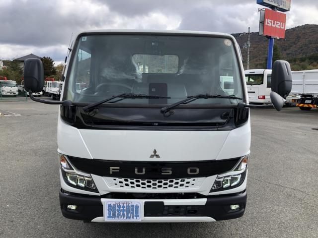 MITSUBISHI CANTER 2025 Image 31
