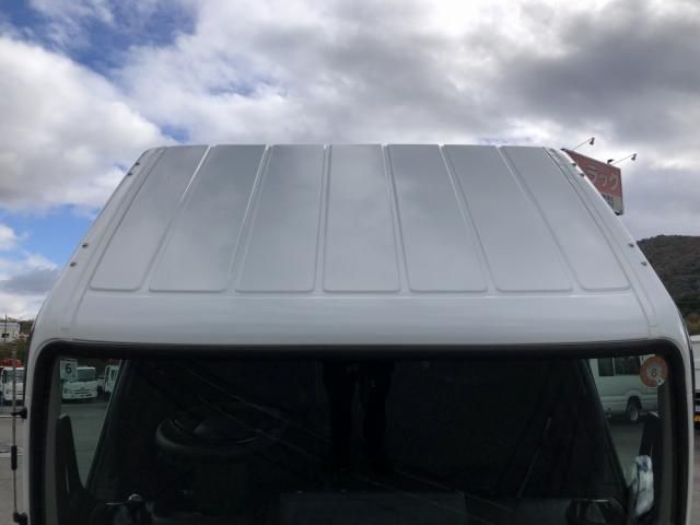 MITSUBISHI CANTER 2025 Image 31