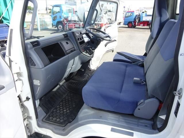 MITSUBISHI CANTER 2010 Image 31