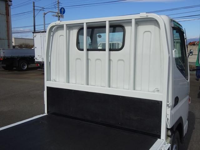 MITSUBISHI CANTER 2010 Image 31