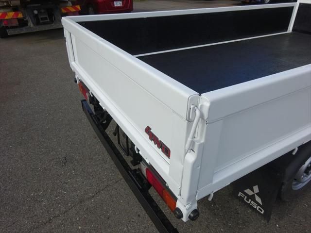 MITSUBISHI CANTER 2010 Image 31