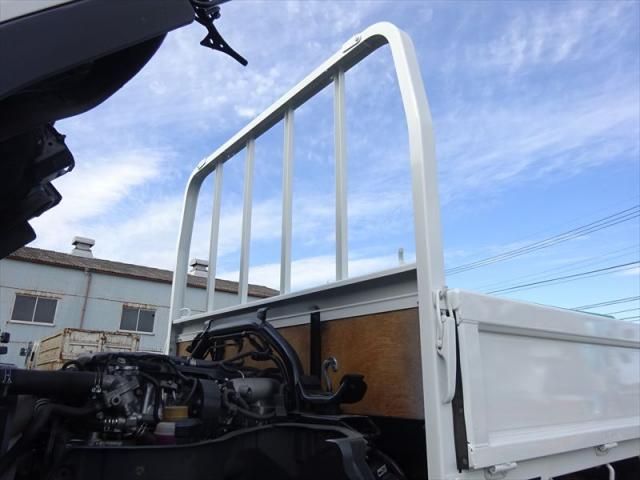 MITSUBISHI CANTER 2010 Image 31