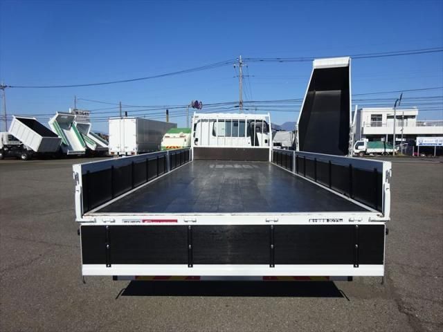 MITSUBISHI FUSOU FIGHTER 2025 Image 31