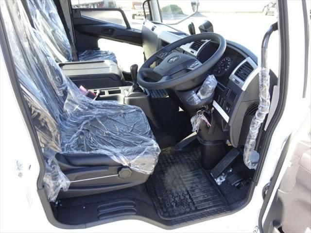 MITSUBISHI FUSOU FIGHTER 2025 Image 31