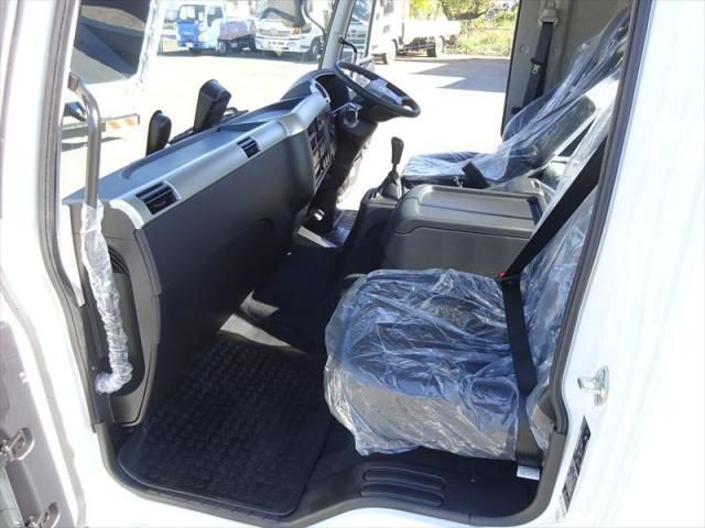 MITSUBISHI FUSOU FIGHTER 2025 Image 31