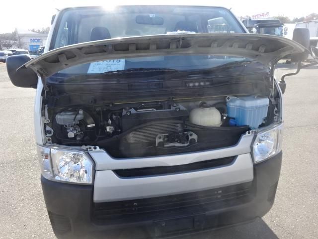 TOYOTA HIACE 2018 Image 31