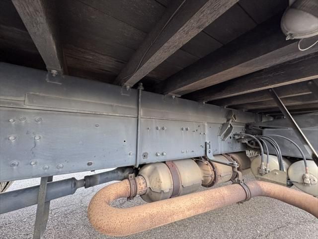 MITSUBISHI FUSOU SUPER GREAT 2011 Image 31