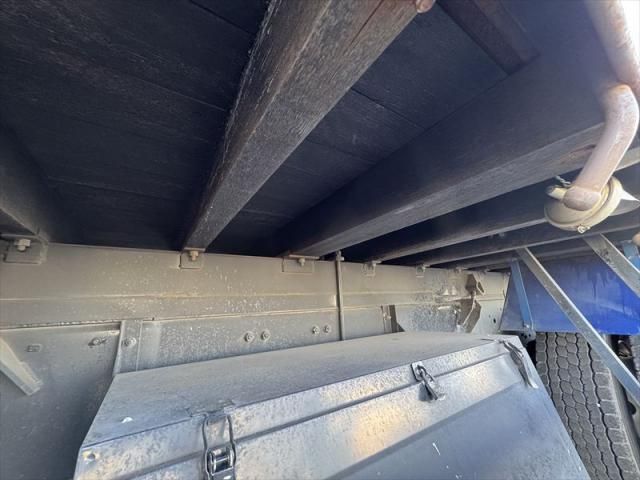 MITSUBISHI FUSOU SUPER GREAT 2011 Image 31