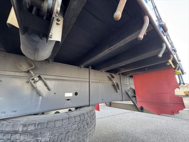 MITSUBISHI FUSOU SUPER GREAT 2011 Image 31