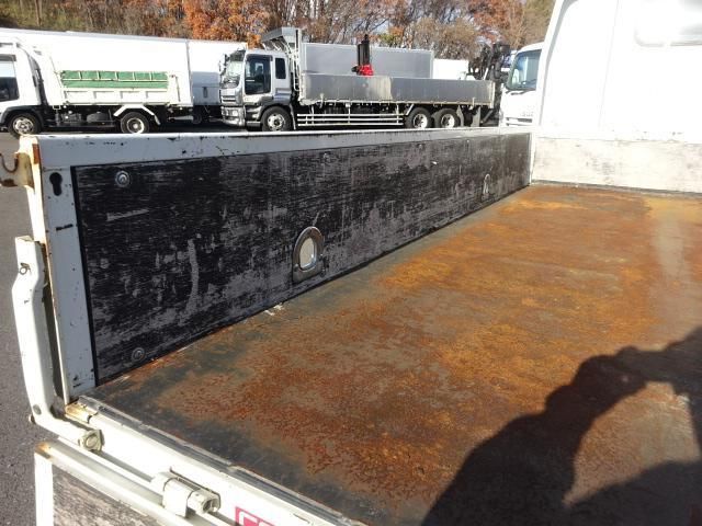 MITSUBISHI CANTER 2010 Image 31