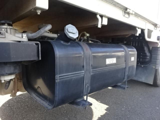 MITSUBISHI CANTER 2010 Image 31