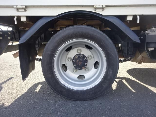 MITSUBISHI CANTER 2010 Image 31