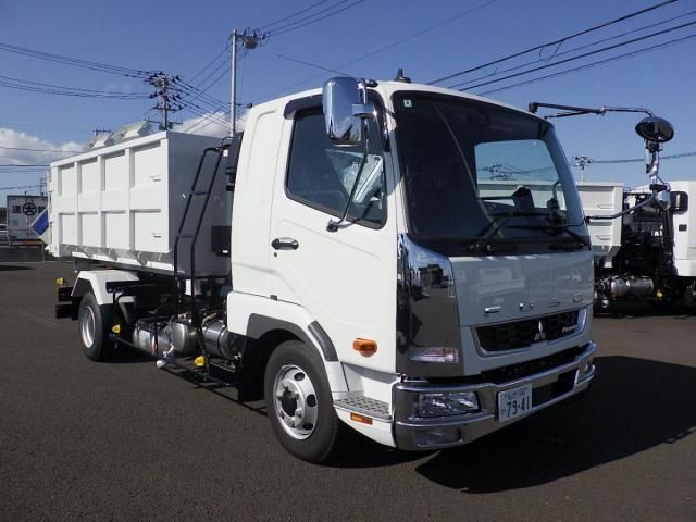 MITSUBISHI FUSOU FIGHTER 2025 Image 31