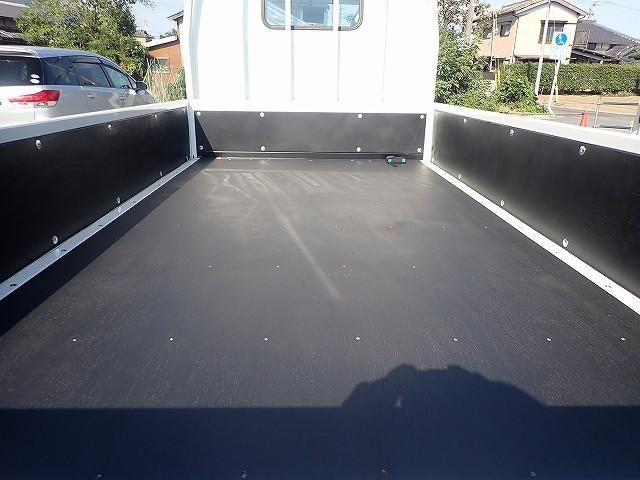 MITSUBISHI CANTER 2025 Image 31