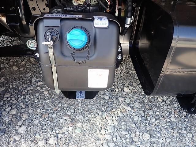 MITSUBISHI CANTER 2025 Image 31