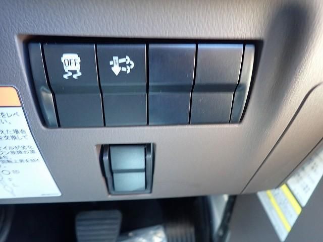 MITSUBISHI CANTER 2025 Image 31