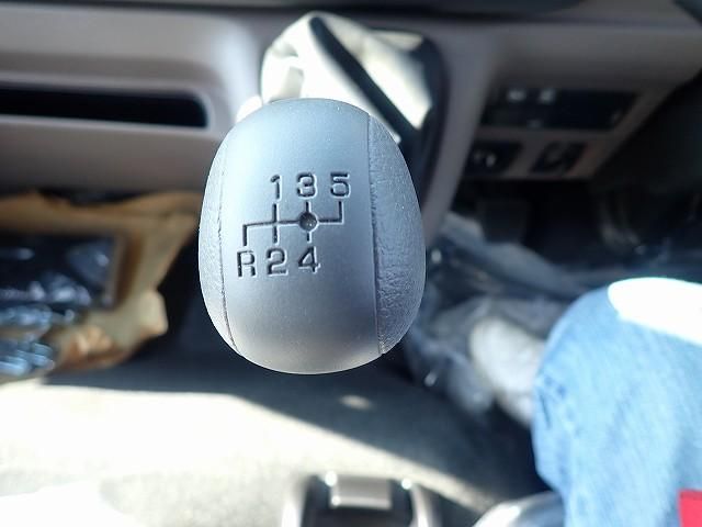 MITSUBISHI CANTER 2025 Image 31