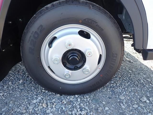 MITSUBISHI CANTER 2025 Image 31