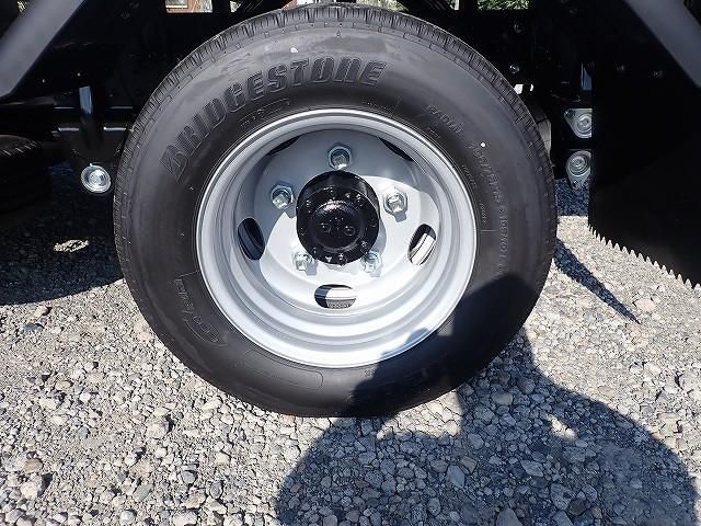 MITSUBISHI CANTER 2025 Image 31