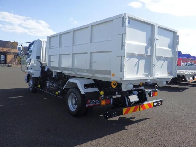 MITSUBISHI FUSOU FIGHTER 2025 Image 31