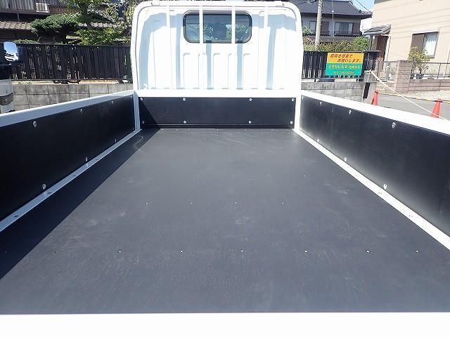 MITSUBISHI CANTER 2025 Image 31