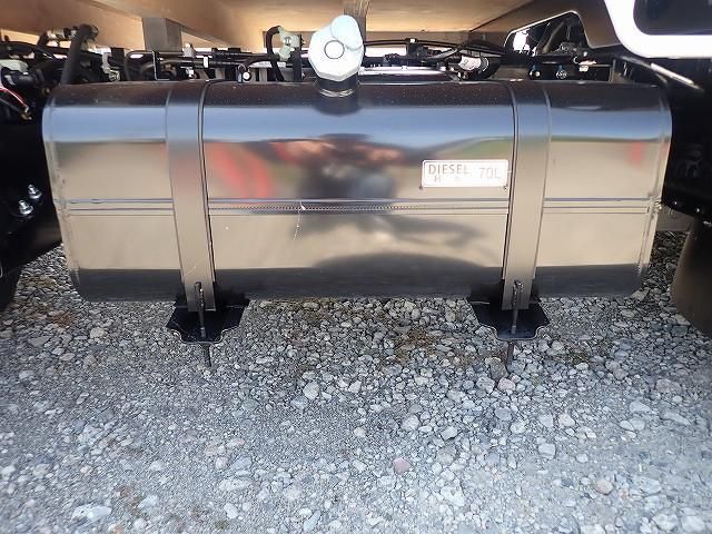 MITSUBISHI CANTER 2025 Image 31