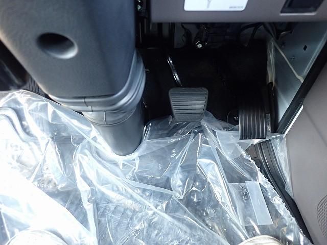 MITSUBISHI CANTER 2025 Image 31