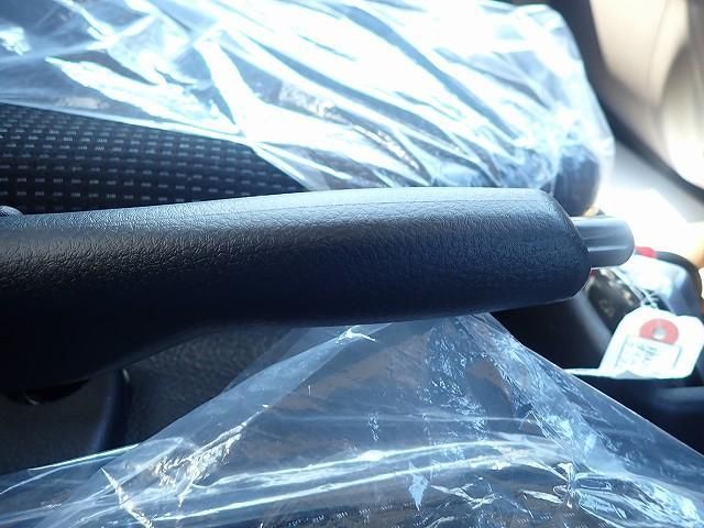 MITSUBISHI CANTER 2025 Image 31