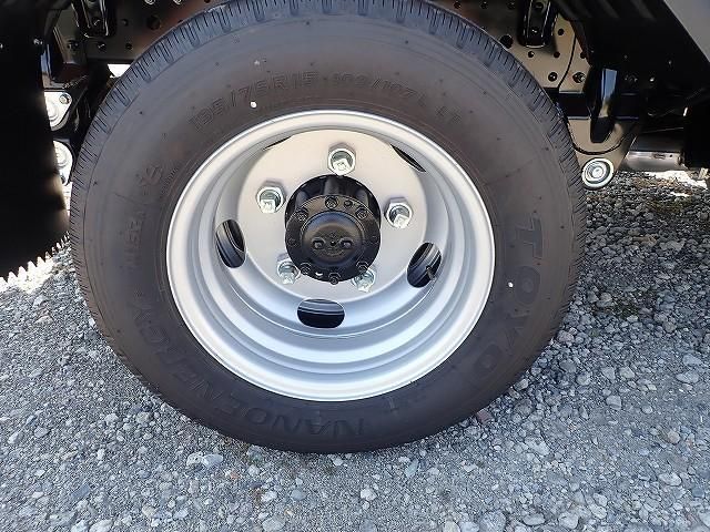 MITSUBISHI CANTER 2025 Image 31