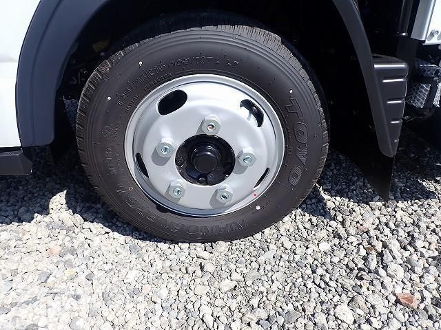 MITSUBISHI CANTER 2025 Image 31