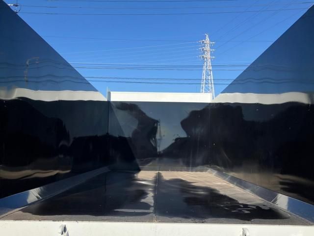 MITSUBISHI FUSOU FIGHTER 2025 Image 31