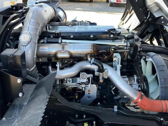 MITSUBISHI FUSOU FIGHTER 2025 Image 31