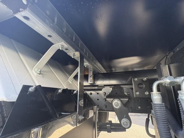 MITSUBISHI CANTER 2025 Image 31