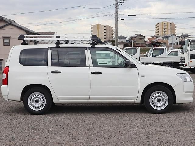 TOYOTA PROBOX VAN 2WD 2022 Image 31