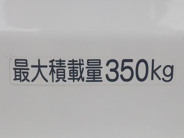 TOYOTA PROBOX VAN 2WD 2022 Image 31