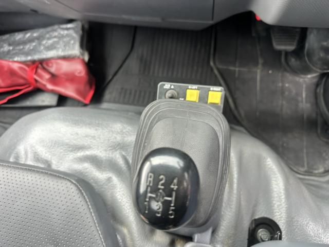 ISUZU ELF 2019 Image 31