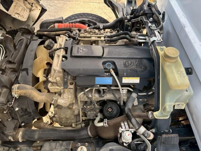 MITSUBISHI CANTER 2018 Image 31