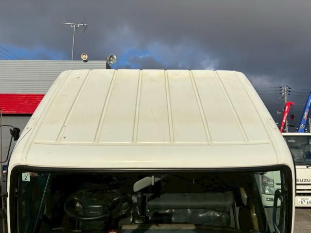 MITSUBISHI CANTER 2018 Image 31