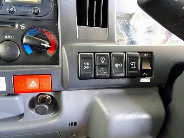 ISUZU ELF 2018 Image 31