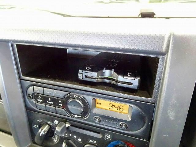 ISUZU ELF 2018 Image 31