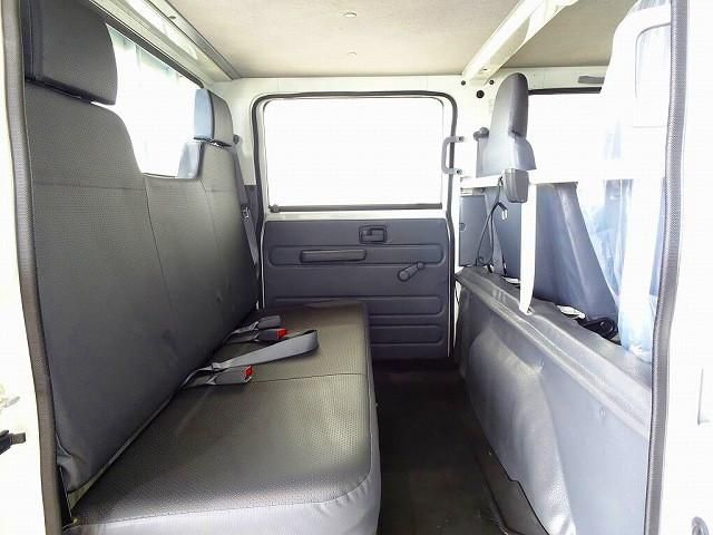 ISUZU ELF 2018 Image 31