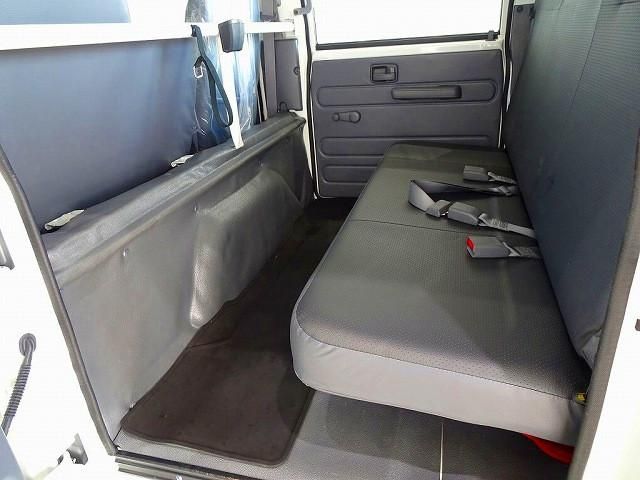 ISUZU ELF 2018 Image 31