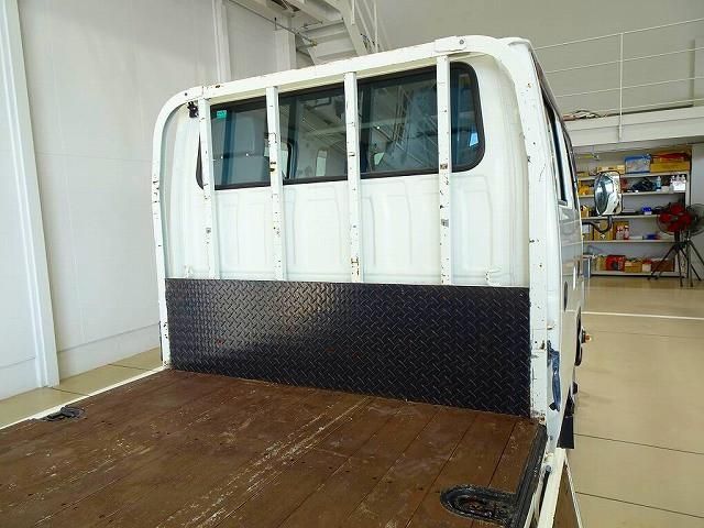 ISUZU ELF 2018 Image 31