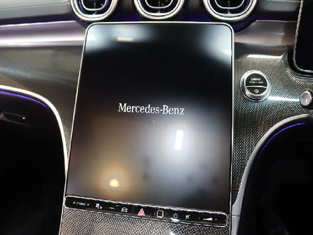 MERCEDES BENZ C CLAS 2023 Image 31