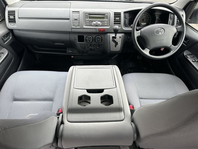 TOYOTA HIACE VAN 2WD 2007 Image 31