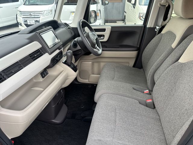 HONDA N BOX 2018 Image 31