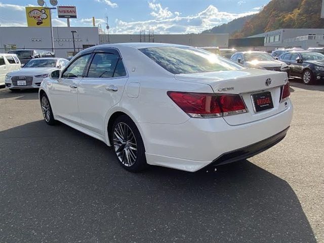 TOYOTA CROWN SEDAN HYBRID 4 2015 Image 31