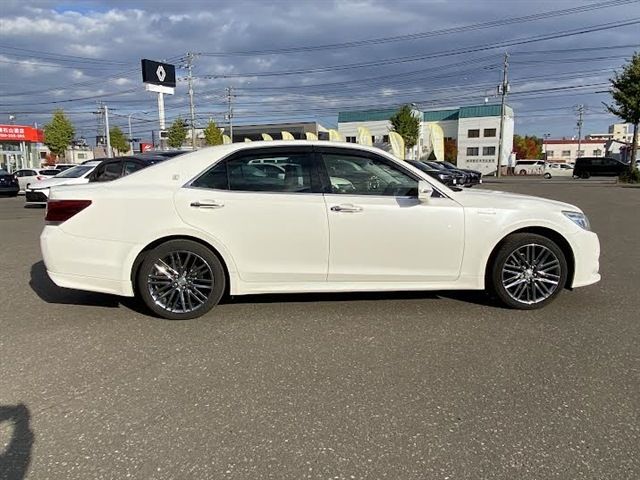 TOYOTA CROWN SEDAN HYBRID 4 2015 Image 31