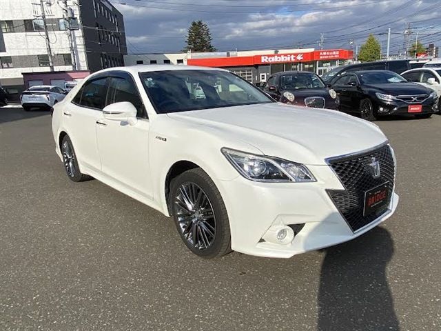 TOYOTA CROWN SEDAN HYBRID 4 2015 Image 31